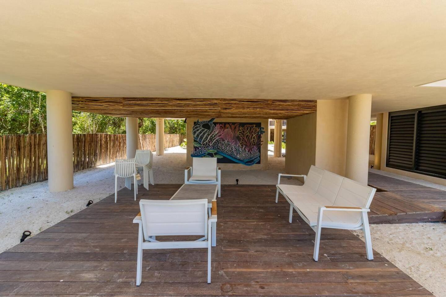 Hotel Pool View Loft Steps From The Ocean In Punta Cocos - C101 Isla Holbox Exterior foto