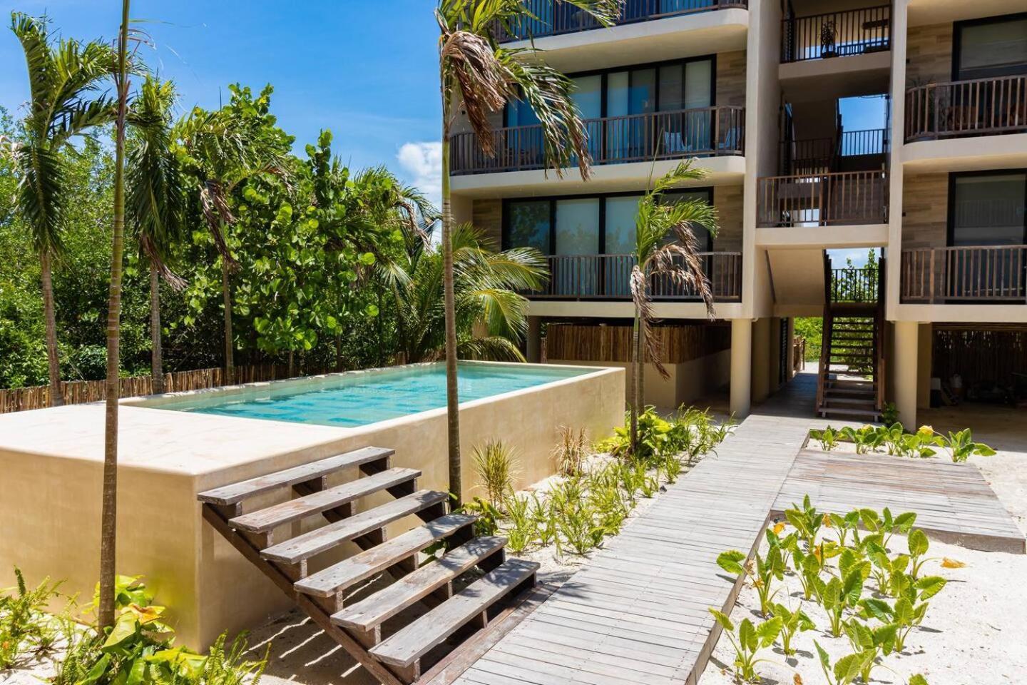 Hotel Pool View Loft Steps From The Ocean In Punta Cocos - C101 Isla Holbox Exterior foto